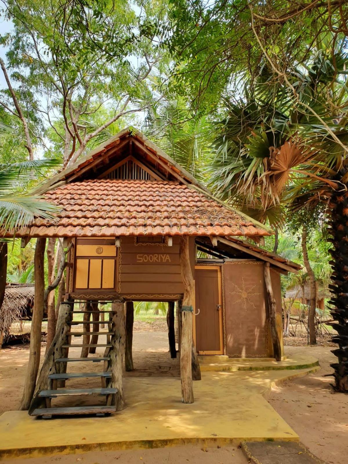 Light House Beach Hut Komari المظهر الخارجي الصورة